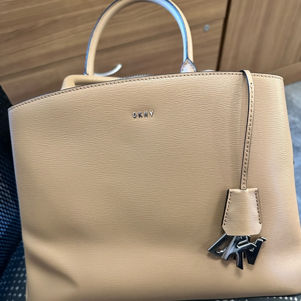 DKNY Paige Large Satchel Leather Bag